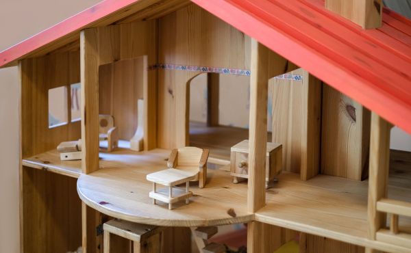 Doll House Assembly in Statesville